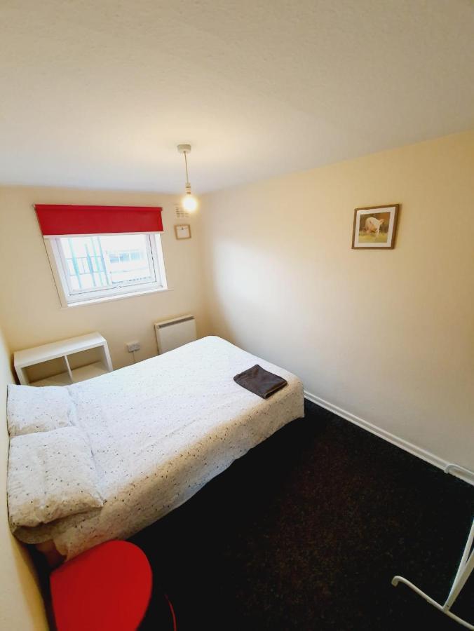 Rayleigh Town Centre 3 Bedroom Apartment Exteriér fotografie